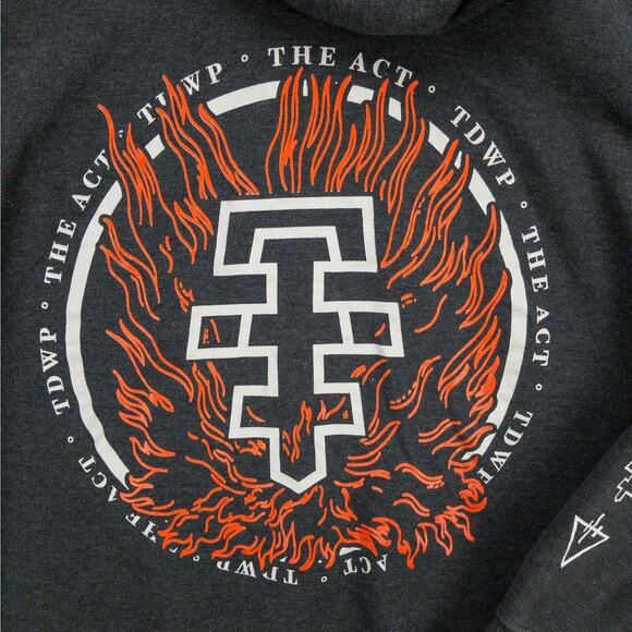 The Devil Wears Prada Hoodie - 2019 Act Tour Graphic Arm/Back Band Merch | Large - Picture 12 of 13